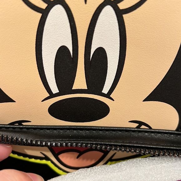 Loungefly X Disney Minnie Mouse Witch Mini Backpack Glow in the Dark LE 1000! ?